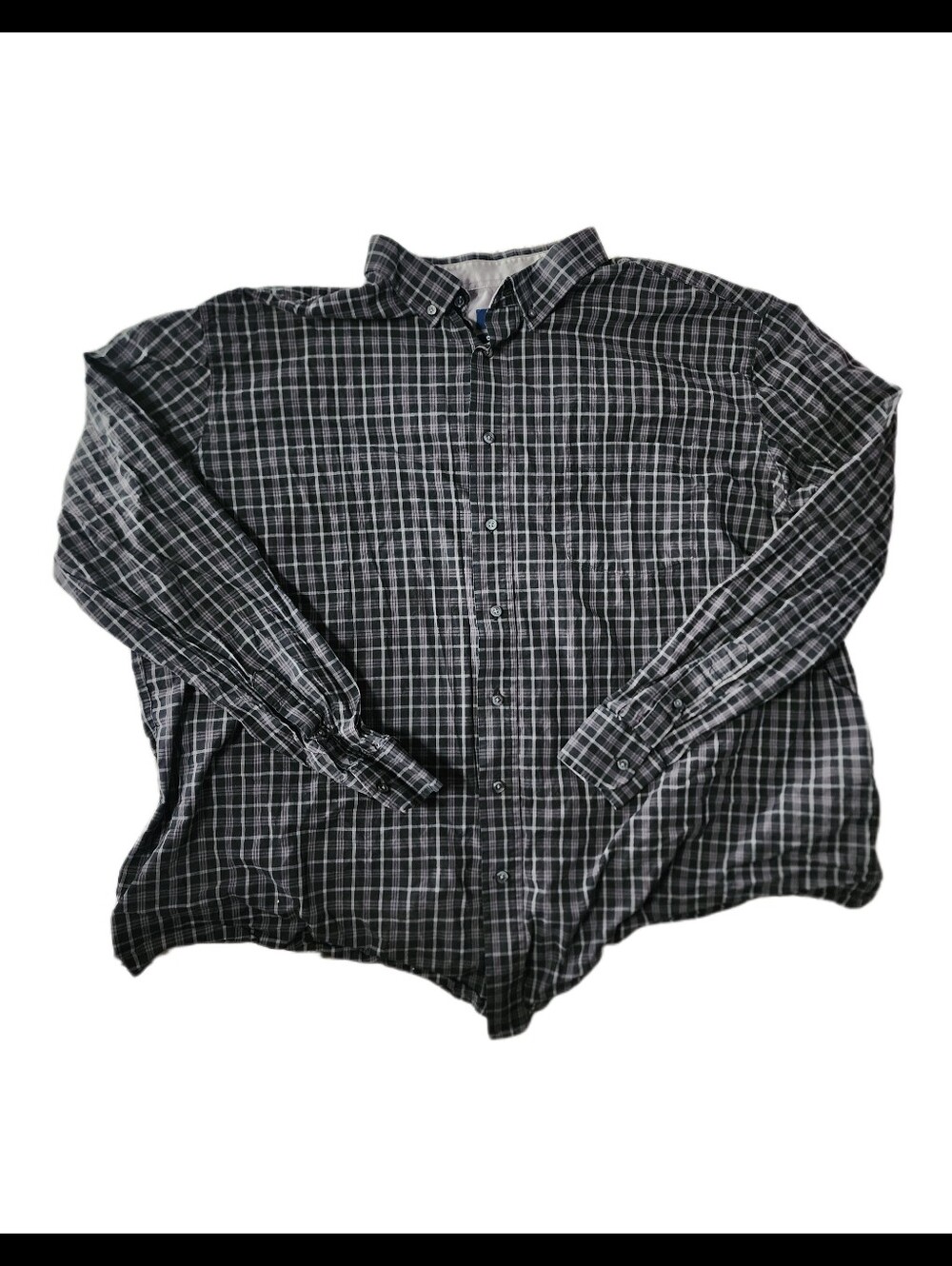 Men's Black & Gray Plaid Button-Down Shirt